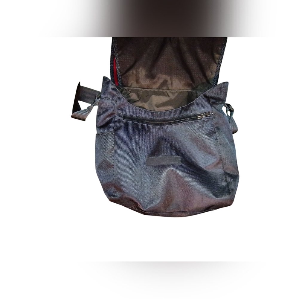 Columbia Stylish Red And Gray Crossbody Messenger Bag - Picture 2 of 3